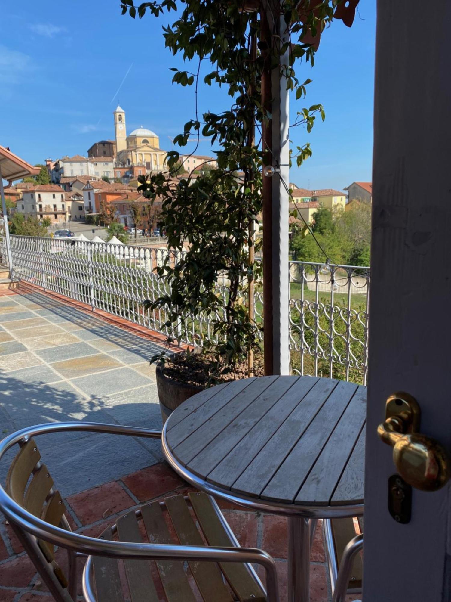 La Terrazza Sul Monferrato Apartamento Montegrosso dʼAsti Exterior foto